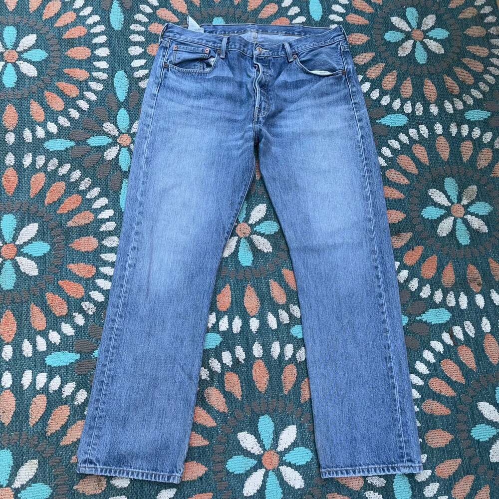 Levi's 501 Original Fit Button Fly Straight Leg Jeans W38 L32